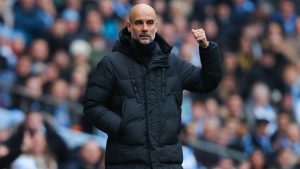 Lời nguyền hậu vệ trái: Nỗi ám ảnh dai dẳng của Pep Guardiola